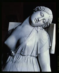 Umierająca Lukrecja (marmur) (detal 186900)